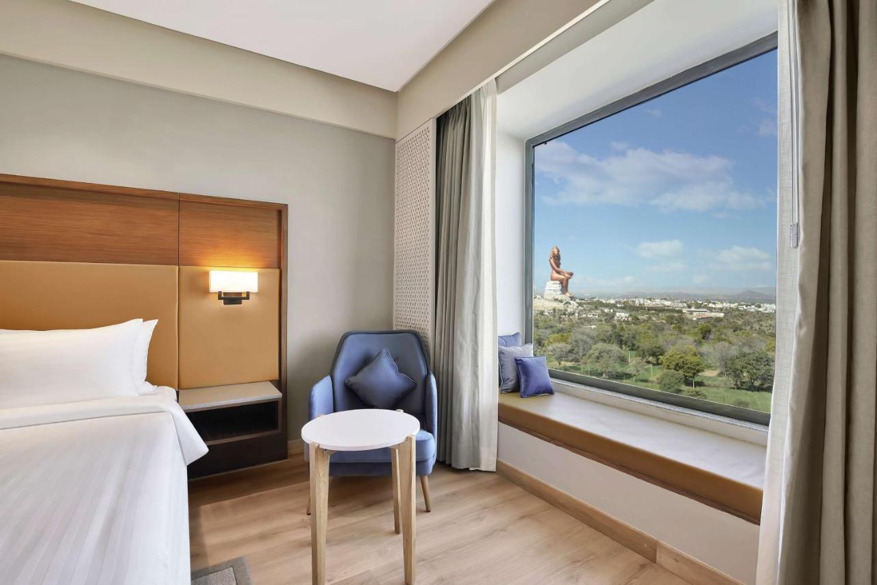 Radisson Hotel Nāthdwāra Eksteriør bilde