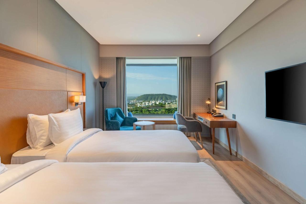 Radisson Hotel Nāthdwāra Eksteriør bilde